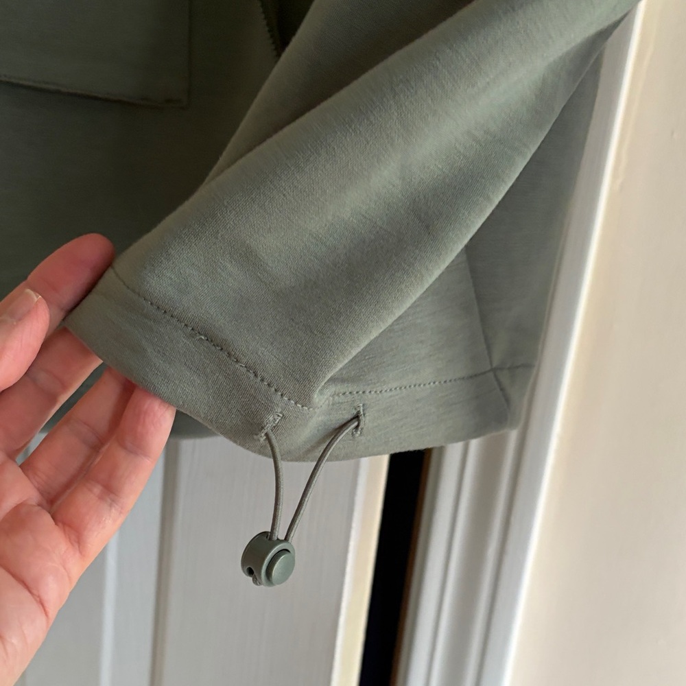 Yogalicious sage green Zip Jacket - Picture 3 of 6
